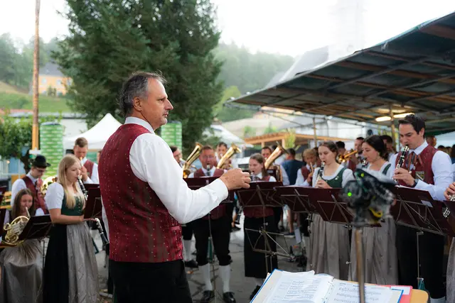 Immer wieder für "Steirer mit Herz" im Einsatz: die örtliche Musikkapelle St. Johann im Saggautal | Foto: Silvan Tatzer