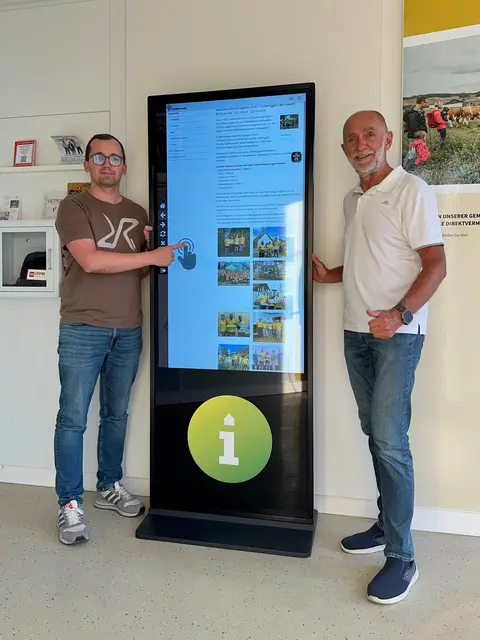 Christian Breiteneder und Bürgermeister Josef Schaden | Foto: Gemeinde Schweiggers