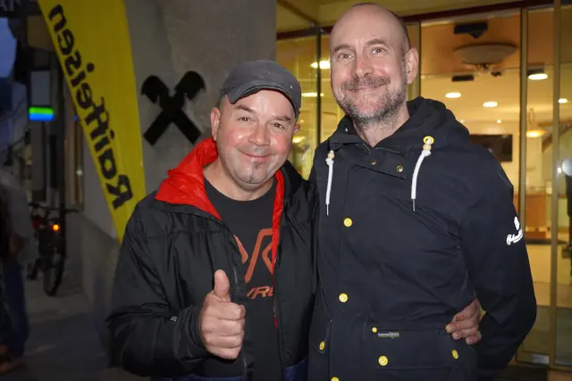 Mittendrin: Johnny Felder und Manuel Robatsch | Foto: Kainz