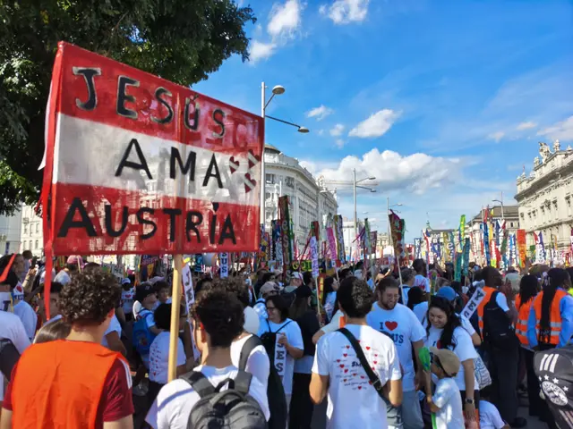 An Transparenten herrschte beim "Marsch für Jesus" wahrlich kein Mangel. | Foto: Mathias Kautzky/MeinBezirk