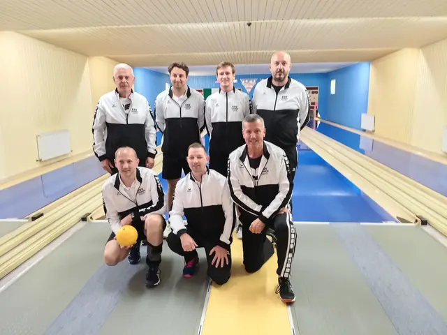 Der ESV Leoben konnte sein erstes Heimspiel in der österreichischen Superliga Herren gegen den BBSV Wien mit 5:3 für sich entschieden. Im Bild: (stehend) Sektionsleiter Erich Pappitsch, Fabian Schmid, Marco Linzer und Marcel Trescher, (hockend) Armin Stocker, Robert Horvath und Gerhard Plank (v. l.) | Foto: ESV Leoben