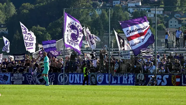 Die Fans der Salzburger Austria sorgten dafür, dass es ein erhöhtes Polizeiaufgebot im und um das Stadion anwesend war. | Foto: GEPA-Pictures