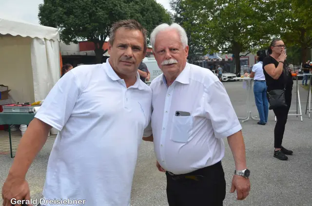 Uwe Schwarz und Ziehvater Franz Salmhofer | Foto: Gerald Dreisieber