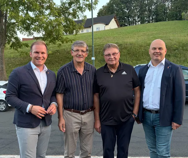Wechsel an der SPÖ-Spitze in St. Martin an der Raab: LAbg. Fabio Halb, designierter Bgm.-Kandidat Johann Holzmann, Bgm. Franz Josef Kern und Bundesrat Mario Trinkl (v.l.). | Foto: SPÖ