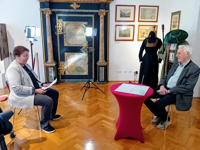 Um das kulturelle Erbe rund um den steirischen Erzberg zu erhalten führt der Verein Steirische Eisenstraße im Rahmen eines LEADER-Projekts Interviews mit Zeitzeuginnen und Zeitzeugen durch. | Foto: Verein Steirische Eisenstraße