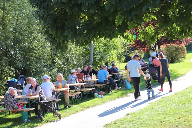 Der bezaubernde Generationenpark in Hausmannstätten bot die Kulisse für ein Fest für Jung und Alt.  | Foto: Edith Ertl