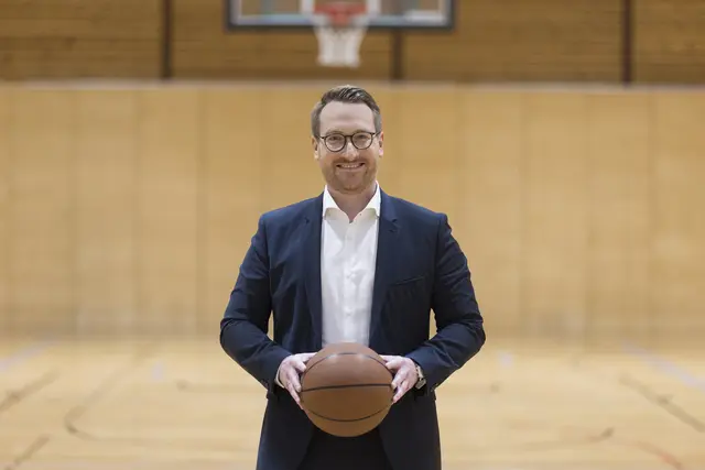 Sportreferent LH Stv. Philip Wohlgemuth setzt sich für mehr Bewegung im Alltag von Tirols Kindern ein. | Foto: © Land Tirol/Sedlak