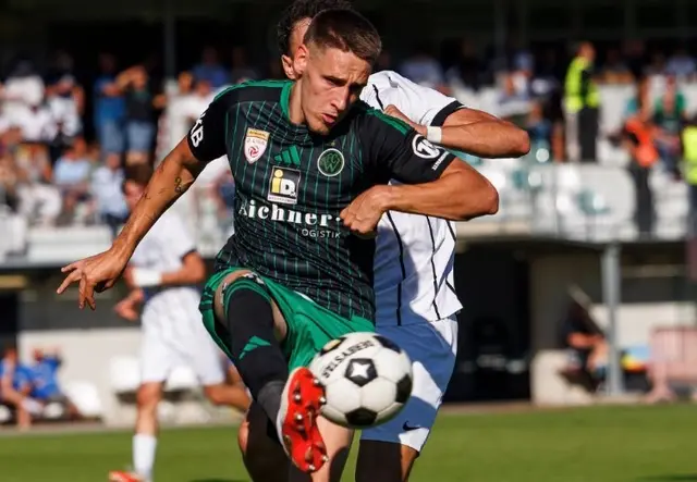 Nach einer 2:0-Führung endet das Spiel zwischen FC Wacker Innsbruck und Sturm Graz II in Graz 2:2. | Foto:  GEPA pictures/Benjamin Woerz