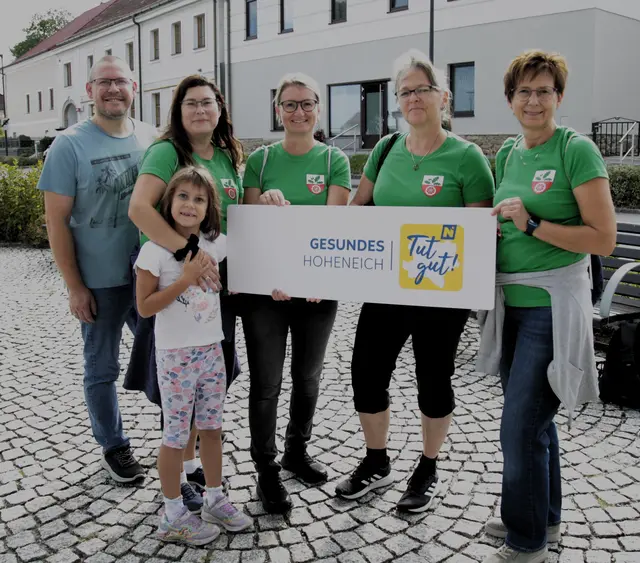 Die Gesunde Gemeinde Hoheneich lud zum Familienwandertag mit Waldbingo | Foto: Walter Kellner