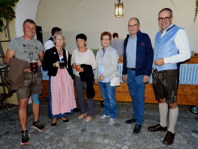 Erste Bad Kreuzner Wiesn auf Burg Kreuzen. Ein großartiger Erfolg!  | Foto: Robert Zinterhof