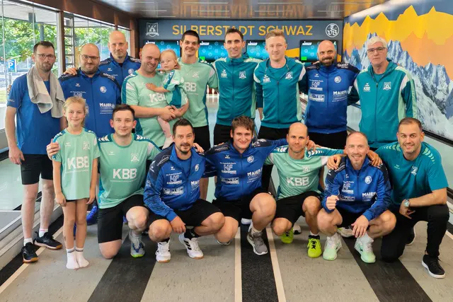 Gemeinschaftsfoto KV Schwaz und KSK Klagenfurt-Magdalensberg