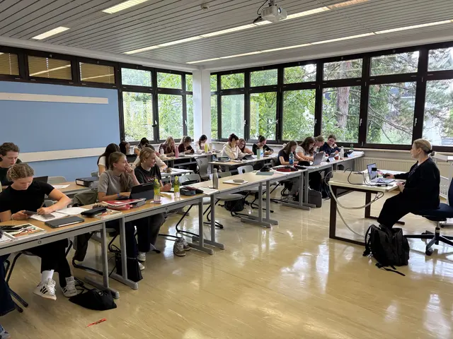 Gemeinsam lernen, vorbereiten und aufholen: Die Sommerschule an der HLW FW Kufstein hat sich etabliert und wurde von 170 Schüler:innen besucht.    | Foto: HLW FW Kufstein