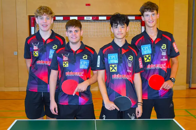 Start in die 2. Bundesliga für L. Kapfinger, B. Krebs, O. Emeder und Fl. Dietrich vom TTC Kirchbichl.  | Foto: Friedl Schwaighofer