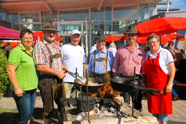Sterz vom offenen Feuer gab es in Sinabelkirchen 