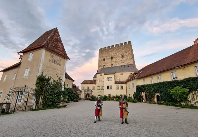 Ritter auf Burg Clam | Foto: Frau in der Wirtschaft