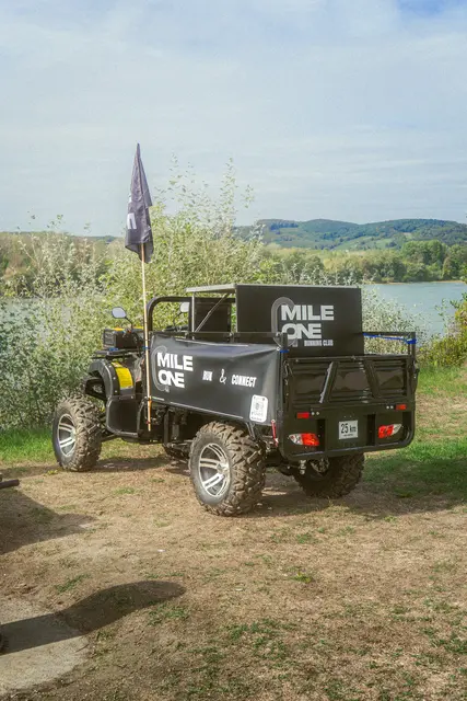 Genügend Platz für Technik &amp; Beats am Buggy, zu Verfügung gestellt von der Fossilienwelt Weinviertel. | Foto: Ian Ivanek