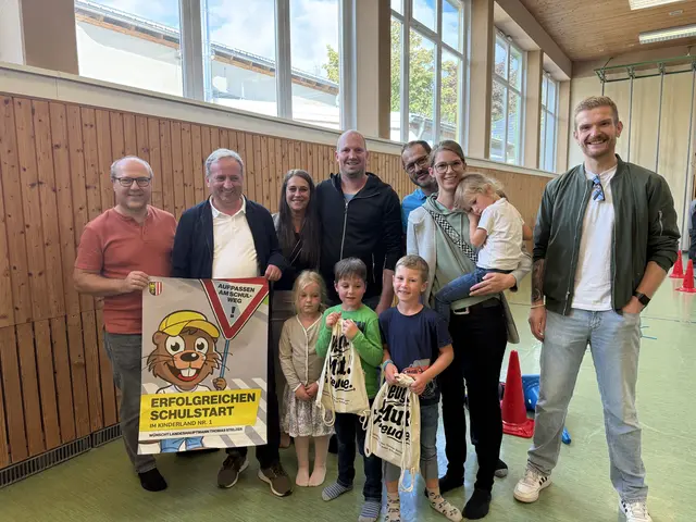 Die Kinder freuten sich über die kleinen Überraschungen im Turnsackerl. | Foto: Melanie Wöss