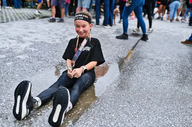 Die siebenjährige Wolfsbergerin Emma Leopold bewältigte beim Spartan Kids Race in Kaprun 1,6 Kilometer und zwölf Hindernisse. | Foto: Privat
