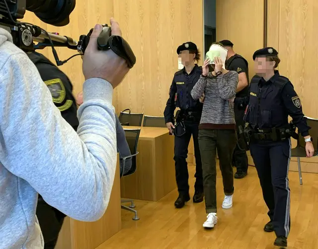 Eine Mutter, die Anfang des Jahres in Leoben ihren elfjährigen Sohn getötet haben soll, muss sich ab Montag, 21. September 2026, im Landesgericht Leoben wegen des Verdachts des Mordes vor einem Geschworenengericht verantworten. | Foto: APA-Images / APA / INGRID KORNBERGER