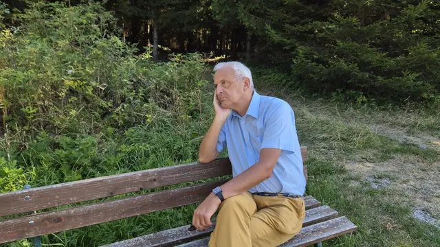 Wolfgang Kemptner schätzt die Hinweise in der aktuellen Ausgabe von Erwachet!  (Foto FMZ) 