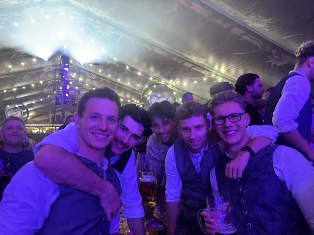 Gäste des Oktoberfestes | Foto: Lena Ferstl