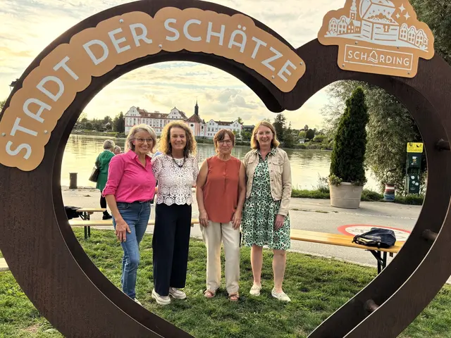 Ist auch eine Bereicherung für „Schärdings-Schätze“. Davon sind sich die starken Frauen einig – v. r.: Diözesan-Pilgerbeauftragte Andrea Reisinger, Maria Wollersberger, Hermine Hofinger und Elisabeth Seyfried. | Foto: Franz Gruber