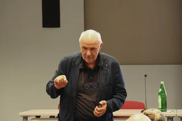 Universitätsprofessor Hannes Werthner referierte über KI. | Foto: MeinBezirk/Tamara Koller
