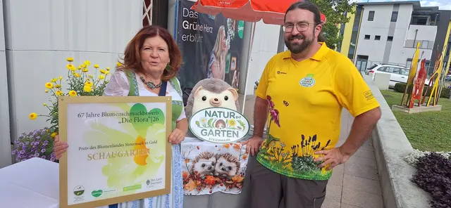 Brigitte Notter freut sich über den Gold-Preis bei der Flora 2026 in der Kategorie Schaugarten. | Foto: Brigitte Notter