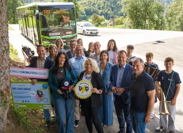 Im Rahmen der Mobilitätswoche 2026 fuhren die Beteiligten von Leibnitz nach Leutschach zur Pressekonferenz und wieder retour. | Foto: Bernhard Schindler