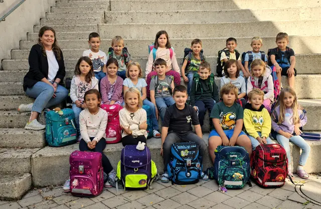 2026 Volksschule Königsbrunn am Wagram 1. mit Klassenlehrerin Andrea Hafner. | Foto: Christian Nowotny