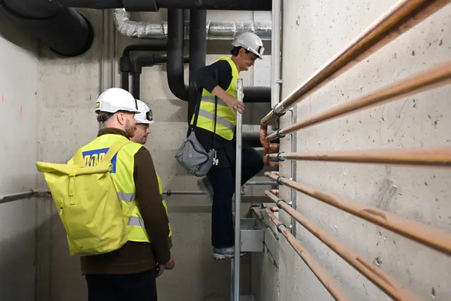 Vom künftigen OP-Bereich bis zu den technischen Anlagen. Bei der Führung ging es kreuz und quer durch den neuen Pavillon 6. | Foto: Matthias Pandrea/Mein Bezirk
