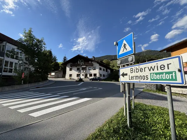 Die Kreuzung in Richtung Biberwier bzw. ins Oberdorf wird kommendes Jahr komplett umgebaut. | Foto: MeinBezirk/Günther Reichel