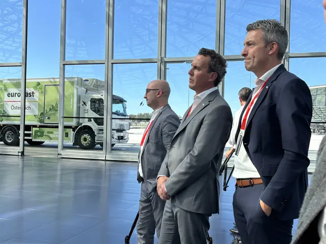 Franz Sinnesberger, Alexander Kiennast und Peter Krug präsentierten in Salzburg die neue Werbekampagne von Eurogast.  | Foto: Sabrina Moriggl