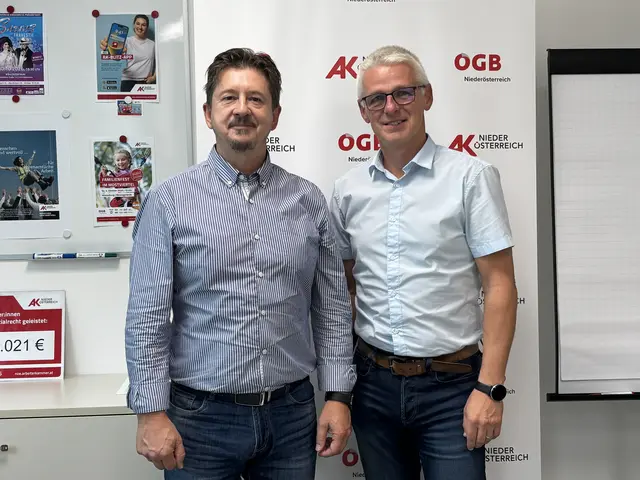 Herbert Grurl, Leiter der AK Amstetten mit Kammerrat Gernot Lehenbauer. | Foto: Dietl-Schuller