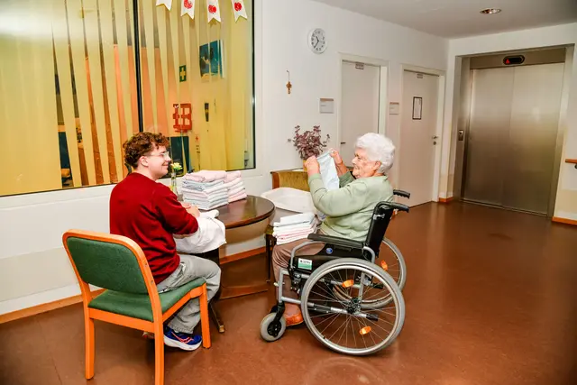 Nach der Einigung auf die Wehrdienstreform hat die Koalition auch das künftige Zivildienstmodell konkretisiert. Im Fall einer Verlängerung sollen drei Varianten zur Wahl stehen. | Foto: ÖRK/Kellner Thomas Holly