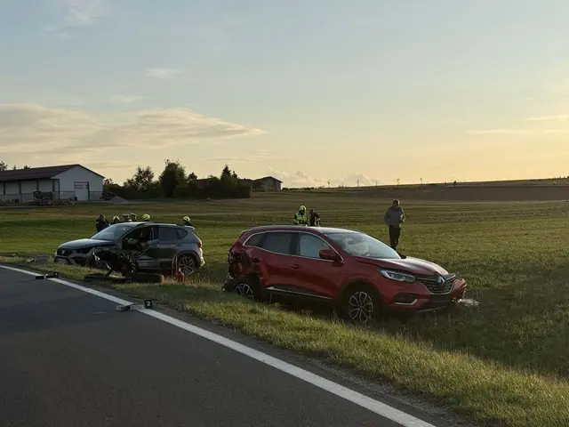 Die beiden PKW stießen frontal zusammen, | Foto: FF Vitis