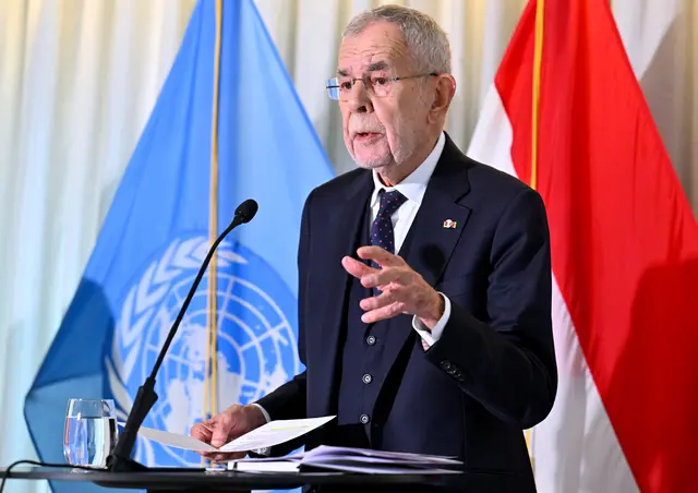 Bei einer gemeinsamen Pressekonferenz am Dienstag sprach Van der Bellen mit Blick auf das Vorgehen Israels im Gazastreifen und im Westjordanland von "Verletzungen des Völkerrechts" und "Kriegsverbrechen". | Foto: APA-Images / APA / HANS KLAUS TECHT