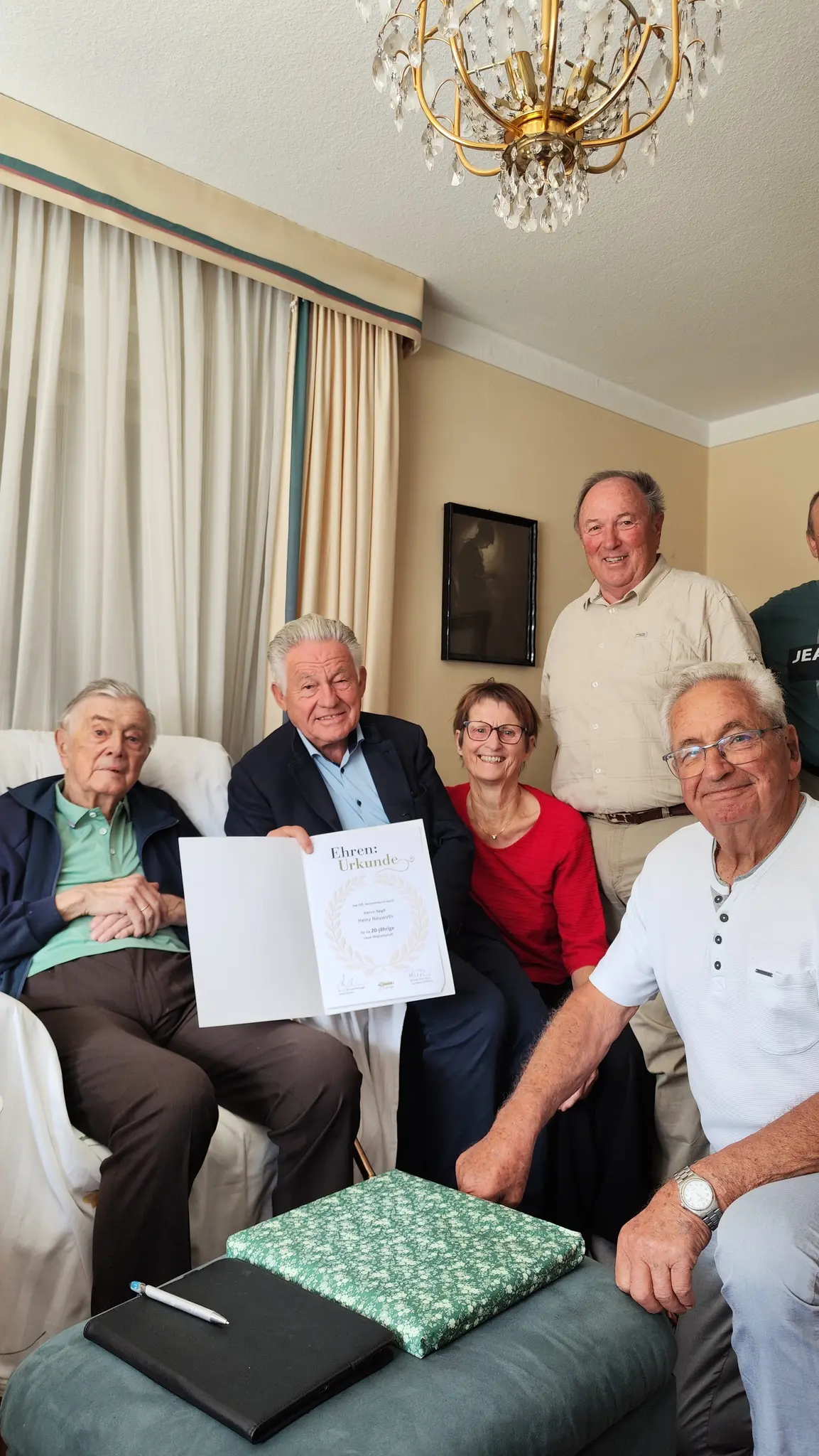 Special anniversary: Heinz Neuwirth from Braunau celebrates his 101st ...