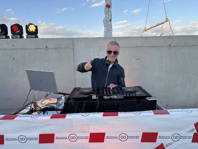 Auch an heißen Tunes sollte es nicht fehlen.  | Foto: MeinBezirk/Engelmann