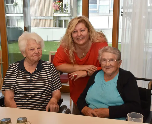 Johanna Mantsch, Eunike Grahofer und Gottfrieda Rohrbeck | Foto: PBZ Waidhofen/Thaya