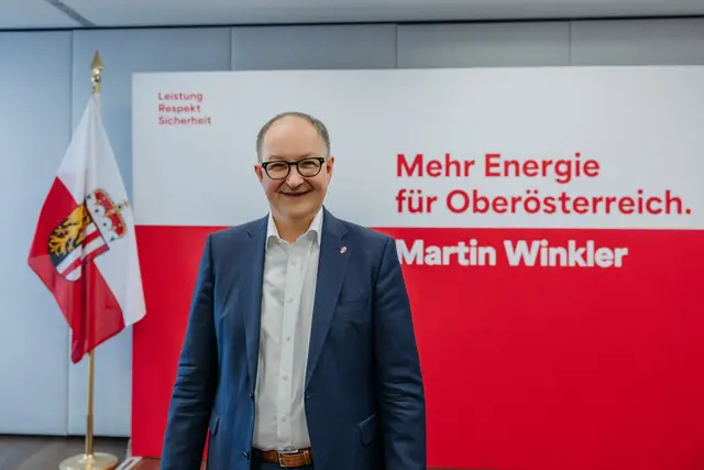 Gemeinsam feiern, ins Gespräch kommen und ein kräftiges Zeichen für Lebensfreude und Zukunftswillen ins ganze Land senden: Dazu lädt SPÖ-Landesparteivorsitzender Martin Winkler am Samstag, 26. September, ins Festzelt am Urfahranermarkt ein.  | Foto: MecGreenie