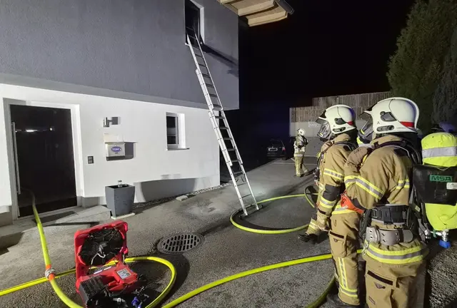 Am Mittwoch, den 23. September rückte die Freiwillige Feuerwehr zu einem Brandereignis in den Ortsteil Burgfried aus.  | Foto: FF Hallein
