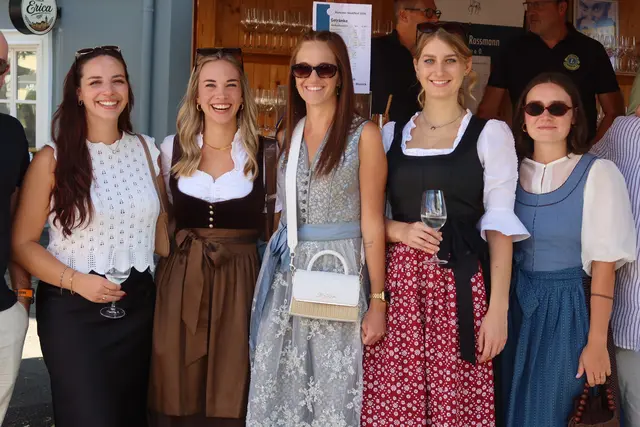 Fünf Frauen