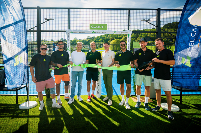 v.l. Marcus Leeb, Jürgen Gündera, Sportstadtrat Klaus Penz, Markus Pirker Rodrix, BGM Alexander Radl, David Petrovici, Christofer Huber und Sebastian Tschrepetz | Foto: Padel Campus