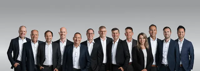 Das Team der Unternehmerbank: Björn Kuhlen Albert Wiedemann Bernhard Hipp Bernhard Witting Florian Degasperi Alexander Schwarzl Wolfgang Linser, Mathias Haselwanter Christine Walch Armin Prantauer Daniel Mathoy Alexander Handle (von links) | Foto: Raiffeisenbank