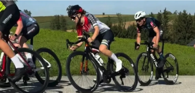 Sandra Pink wurde österreichische U 17-Vizemeisterin auf der Straße. | Foto: Crazy Cross-Biker
