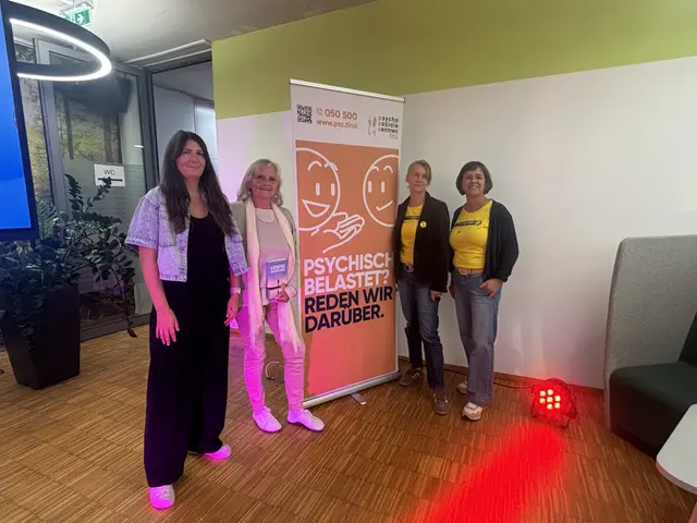 (v.l.) Katharina Juffinger, Christiane Engelhardt, Regina Seibl und Beatrix Pfurtscheller in der kubi in Kufstein. | Foto: Martina Obertimpfler