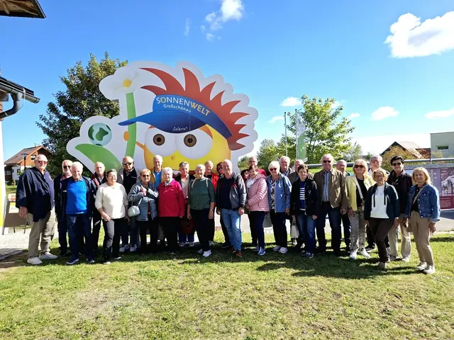 Die Reisegruppe in der Sonnenwelt Großschönau. | Foto: Öllermayr/PV Bezirk Perg