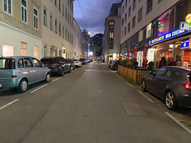 Parkplätze sind am Neubau oft besetzt. | Foto: Pia Rotter/MeinBezirk