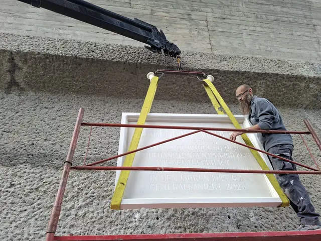 Diese Woche wurde die Gedenktafel am Laabenbach-Viadukt angebracht. | Foto: ÖBB